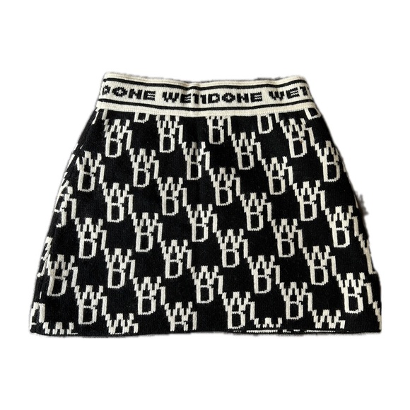 We11Done Cashmere Pencil Skirt - Size S - Brand New - Picture 2 of 3